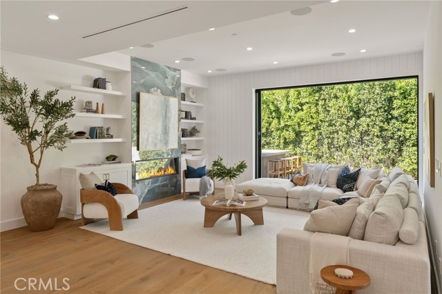 MLS #SR25231159 image #4