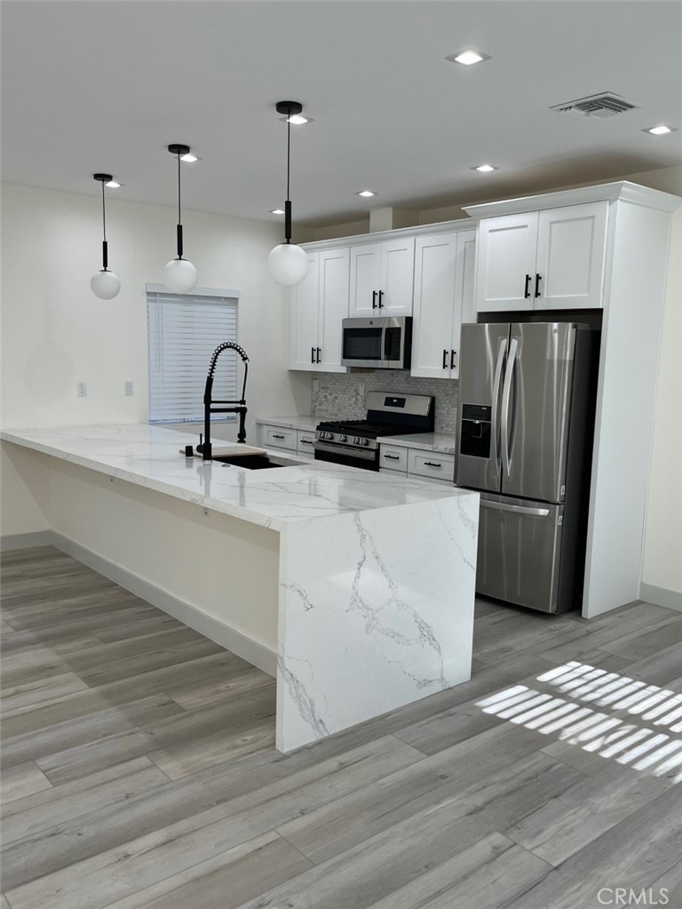 MLS #SR25231341 image #0