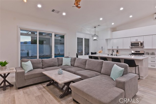 MLS #SR25231361 image #3