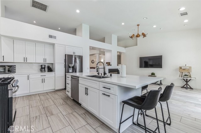 MLS #SR25231361 image #7