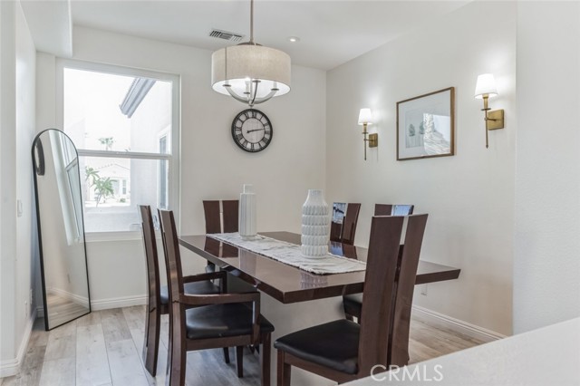 MLS #SR25231361 image #8