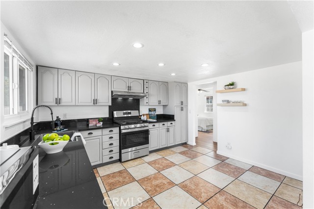 MLS #SR25231560 image #16