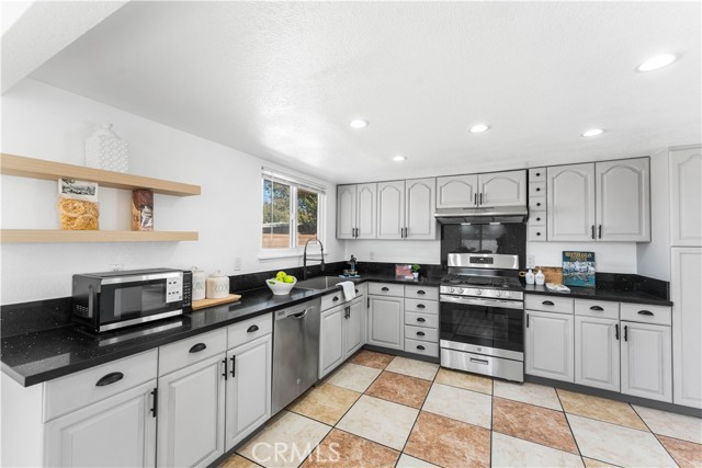 MLS #SR25231560 image #17