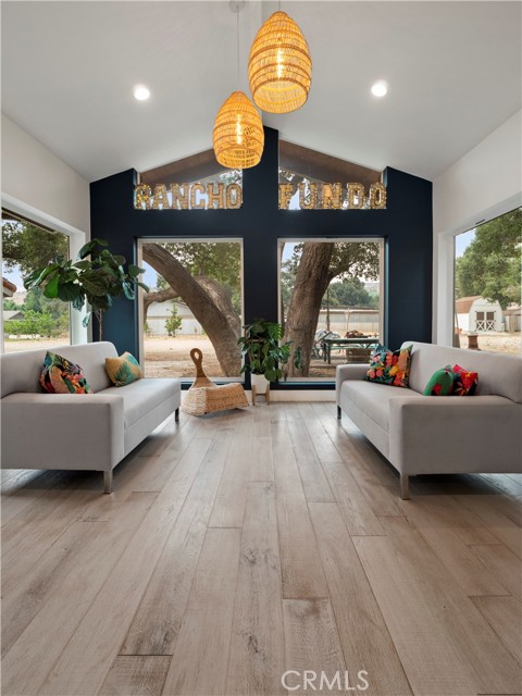 MLS #SR25231766 image #12