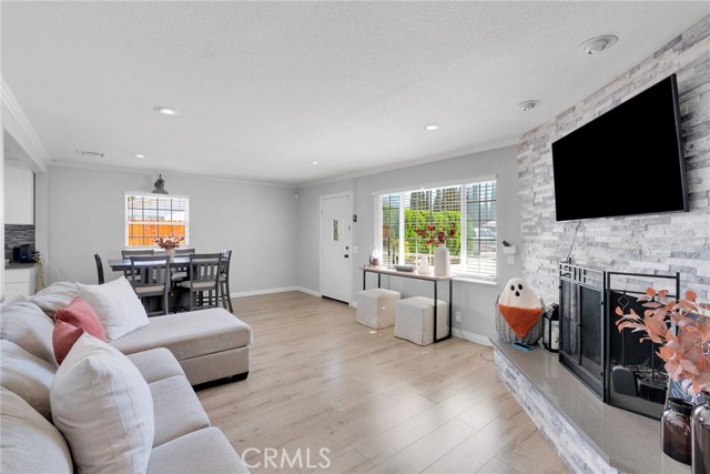 MLS #SR25231782 image #5