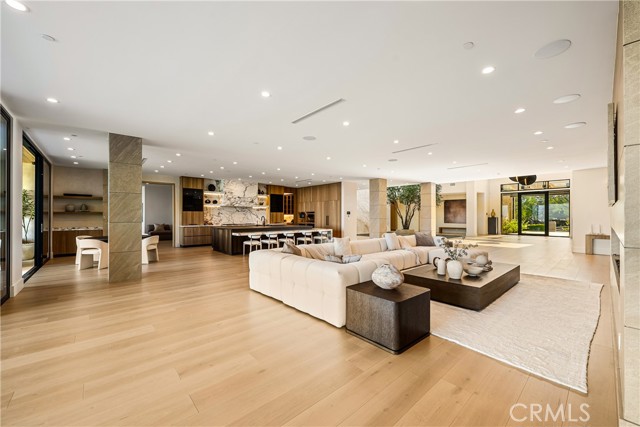 MLS #SR25231799 image #11