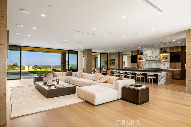 MLS #SR25231799 image #12