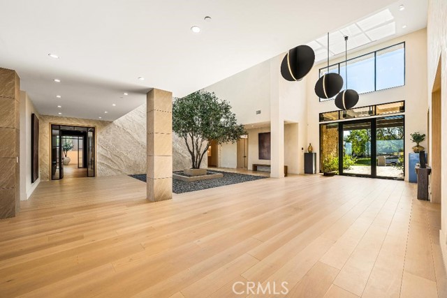 MLS #SR25231799 image #8