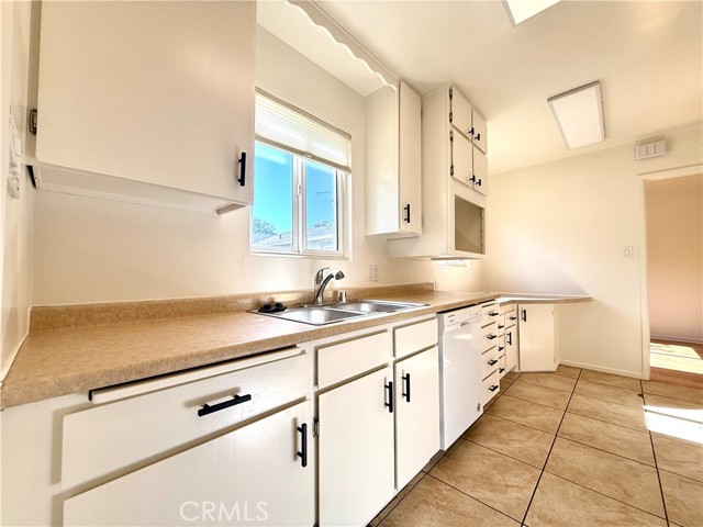 MLS #SR25232105 image #10