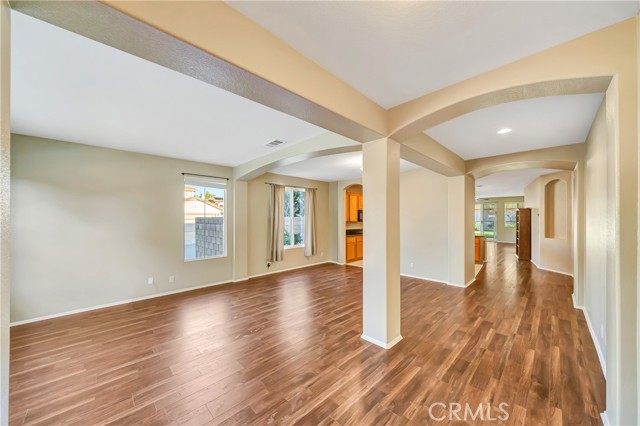 MLS #SR25232224 image #8