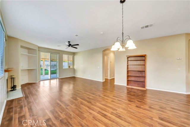 MLS #SR25232224 image #9