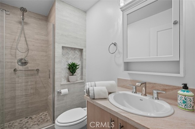 MLS #SR25232338 image #7