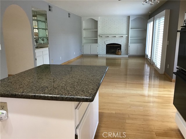 MLS #SR25232459 image #9