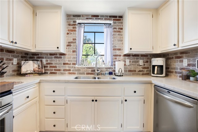 MLS #SR25232481 image #10