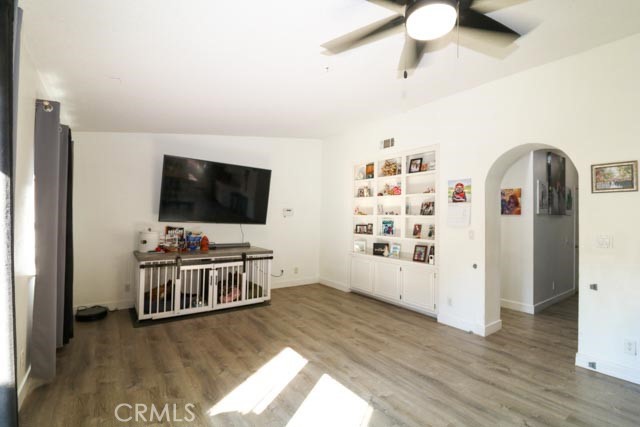 MLS #SR25232619 image #8