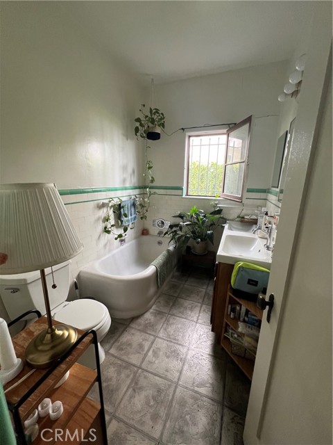 MLS #SR25232640 image #8