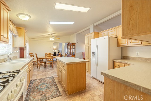 MLS #SR25232658 image #14