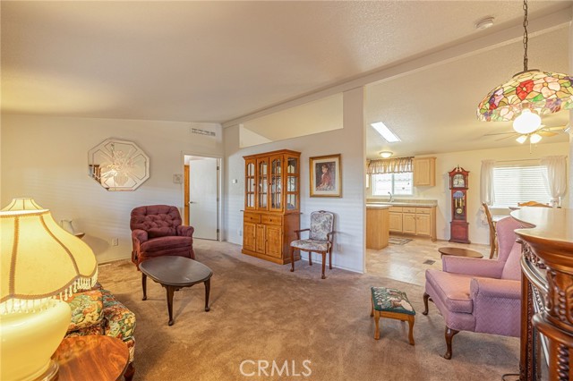 MLS #SR25232658 image #8