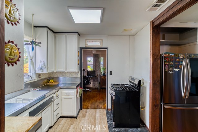 MLS #SR25232802 image #10