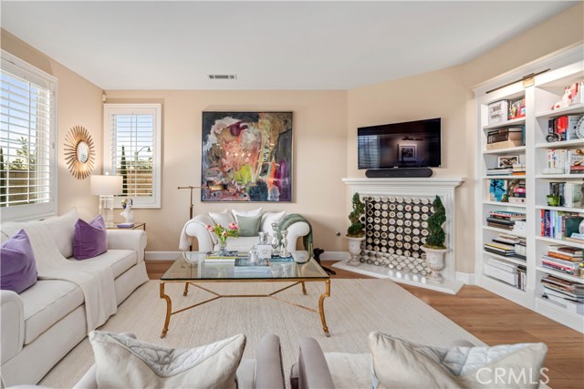 MLS #SR25232981 image #12