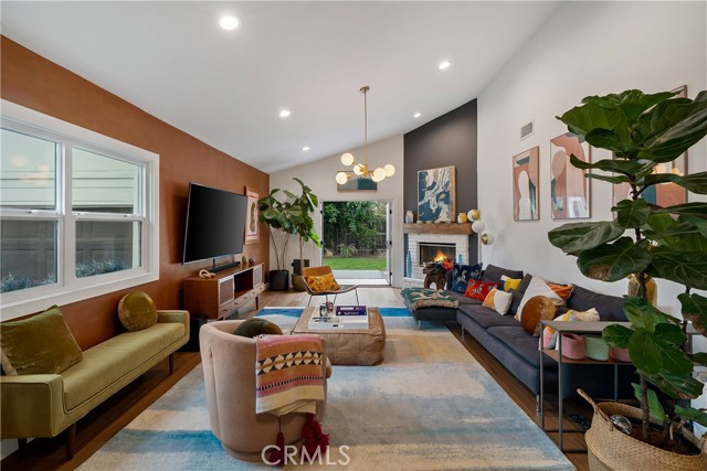 MLS #SR25233005 image #2