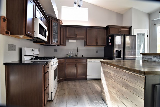 MLS #SR25233056 image #9