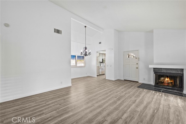 MLS #SR25233120 image #3