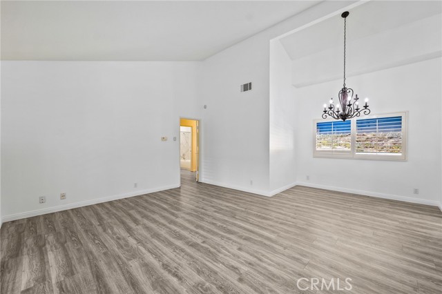 MLS #SR25233120 image #9