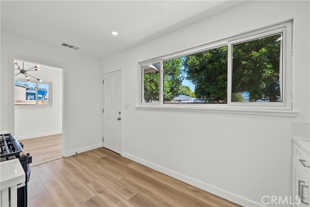 MLS #SR25233408 image #8