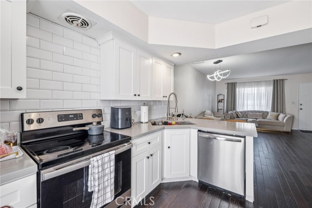 MLS #SR25233490 image #9