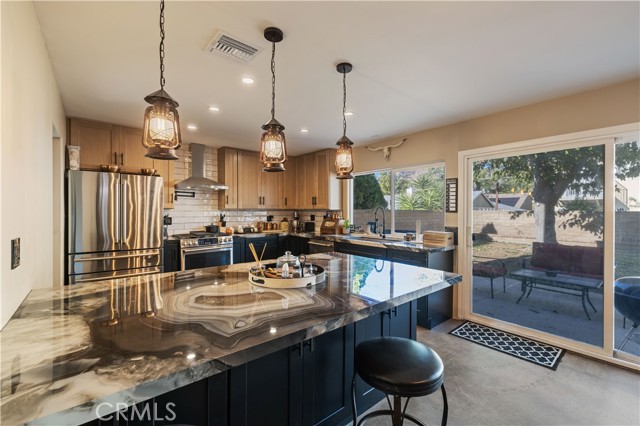 MLS #SR25233548 image #2