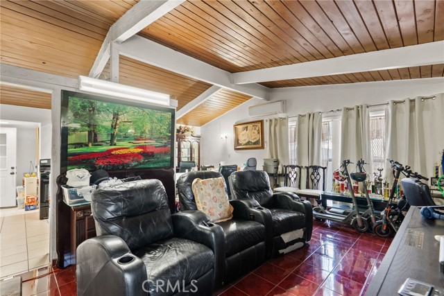 MLS #SR25233700 image #1