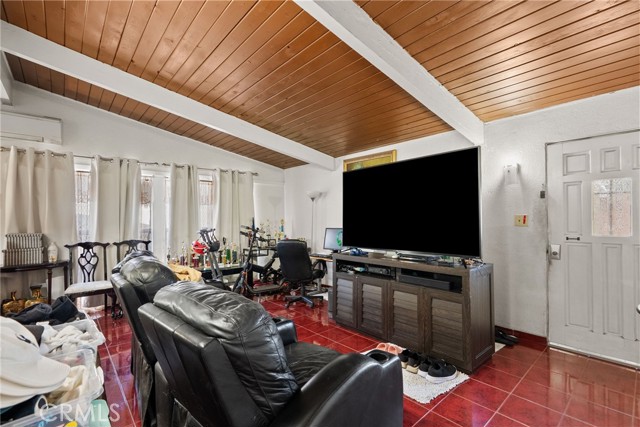 MLS #SR25233700 image #2