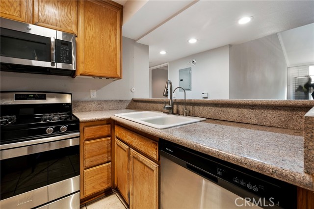 MLS #SR25233753 image #8