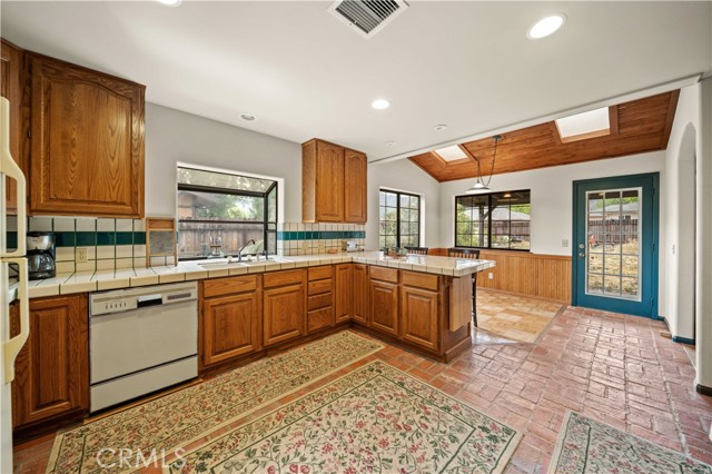 MLS #SR25233798 image #11