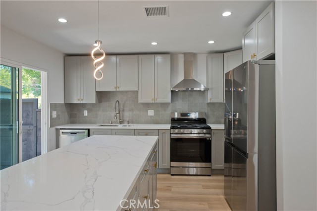 MLS #SR25234089 image #1