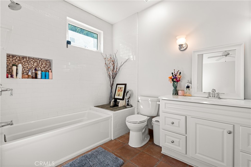 MLS #SR25234608 image #16