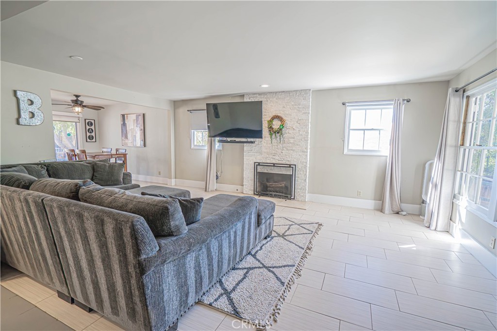 MLS #SR25235061 image #8