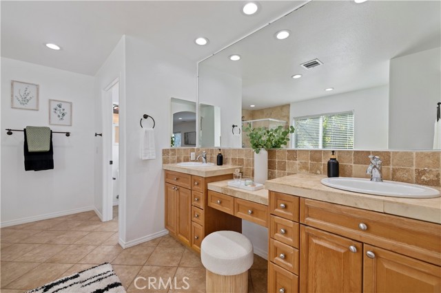 MLS #SR25235107 image #31