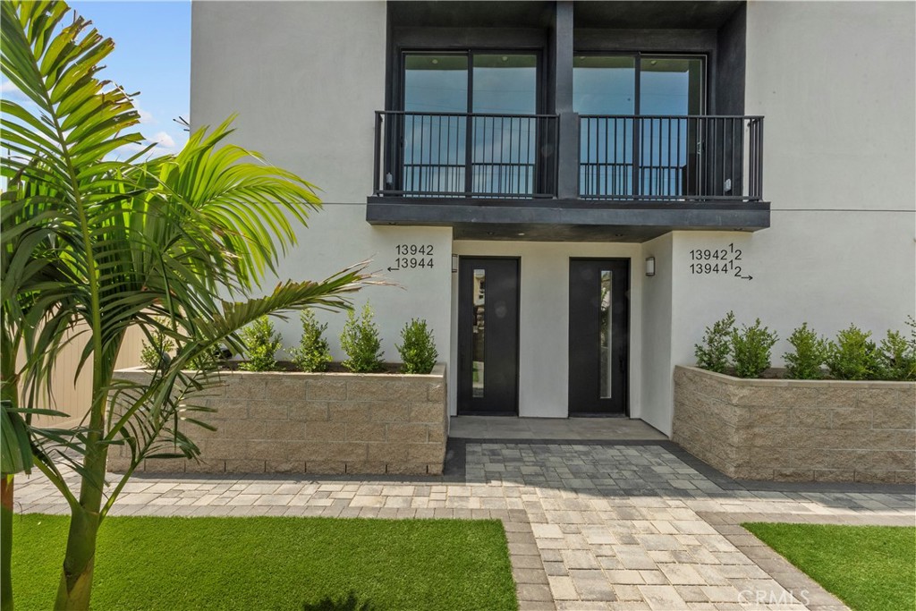 MLS #SR25235206 image #1