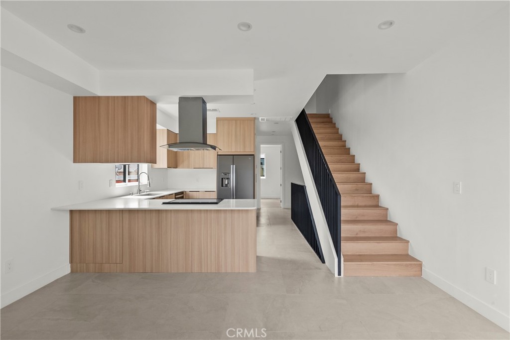 MLS #SR25235206 image #12