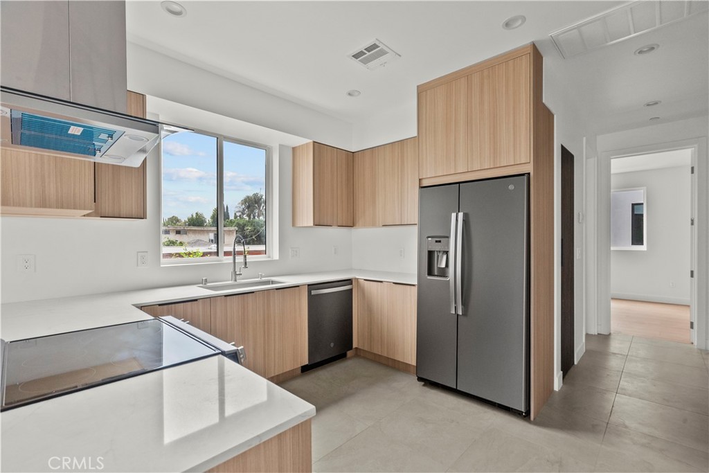 MLS #SR25235206 image #7