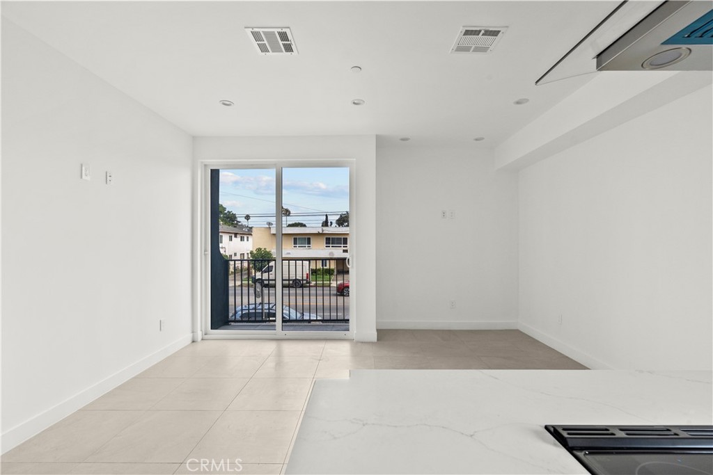 MLS #SR25235206 image #8