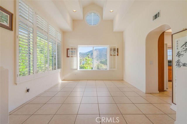 MLS #SR25235267 image #8