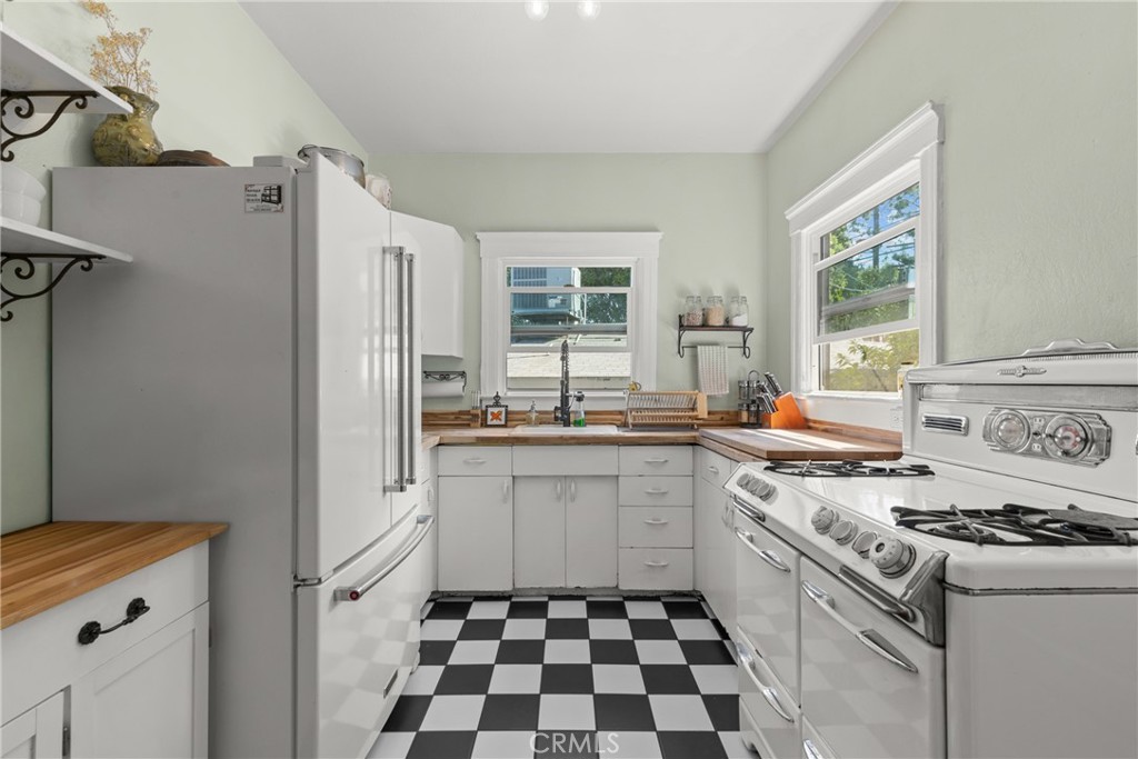 MLS #SR25235392 image #12