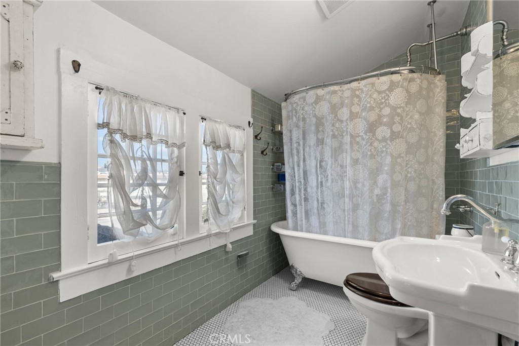 MLS #SR25235392 image #19