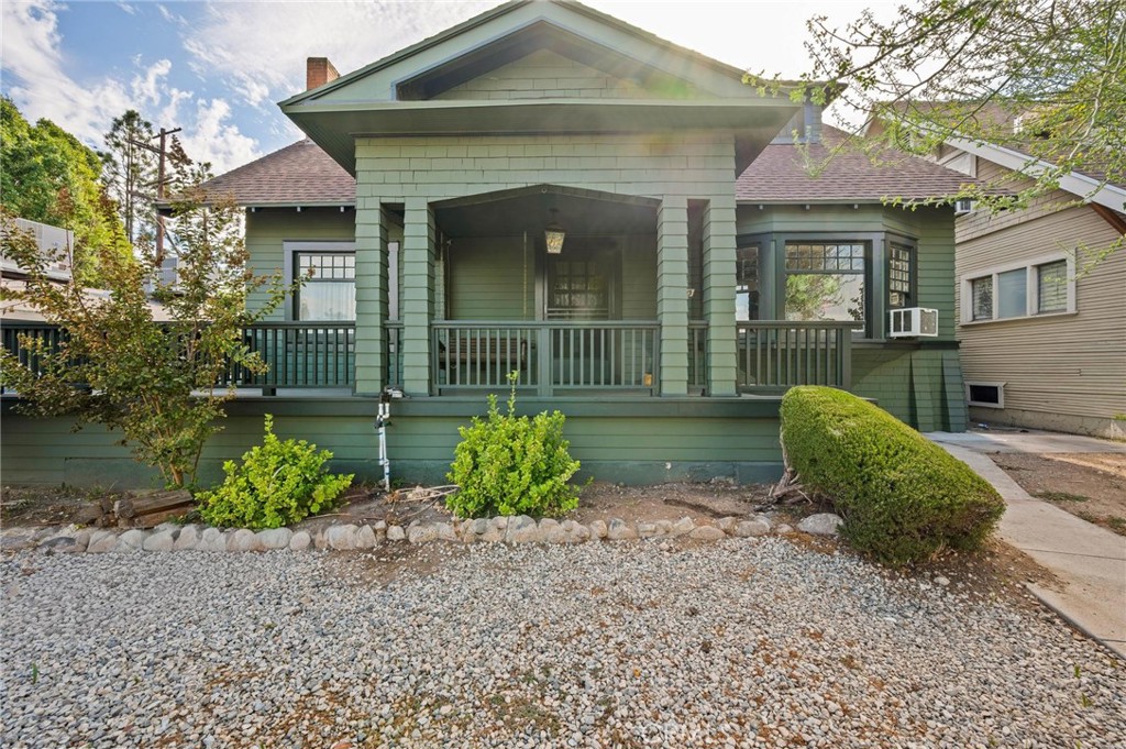 MLS #SR25235392 image #4