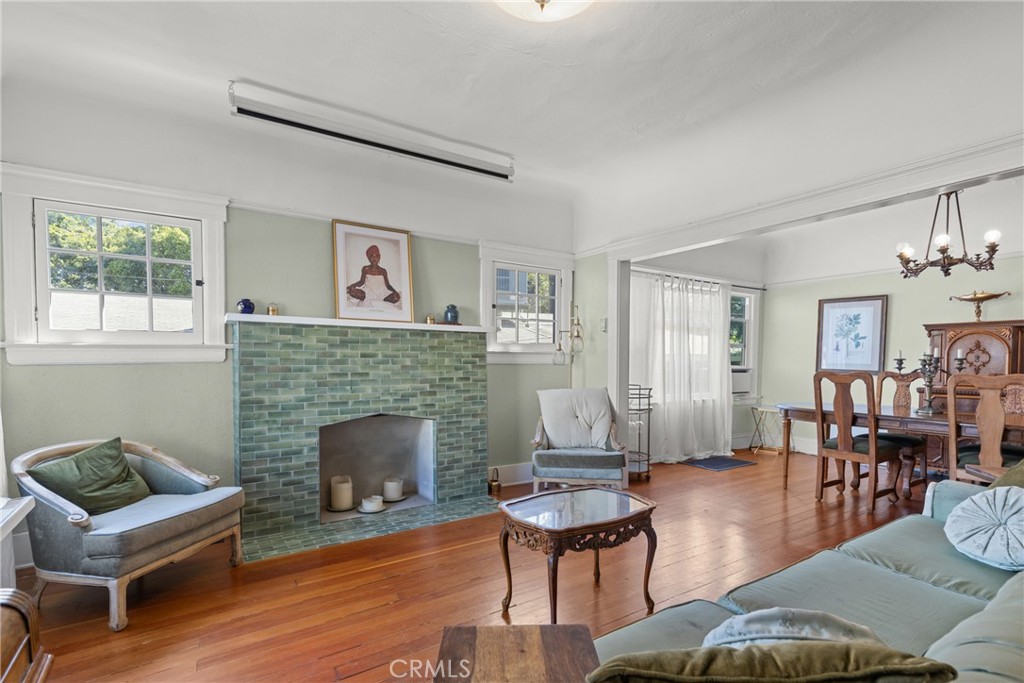 MLS #SR25235392 image #9