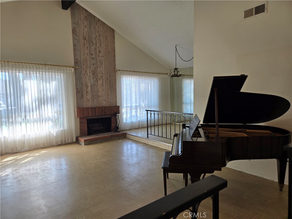 MLS #SR25235412 image #4