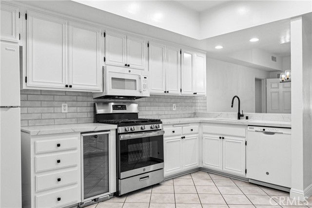 MLS #SR25235433 image #10